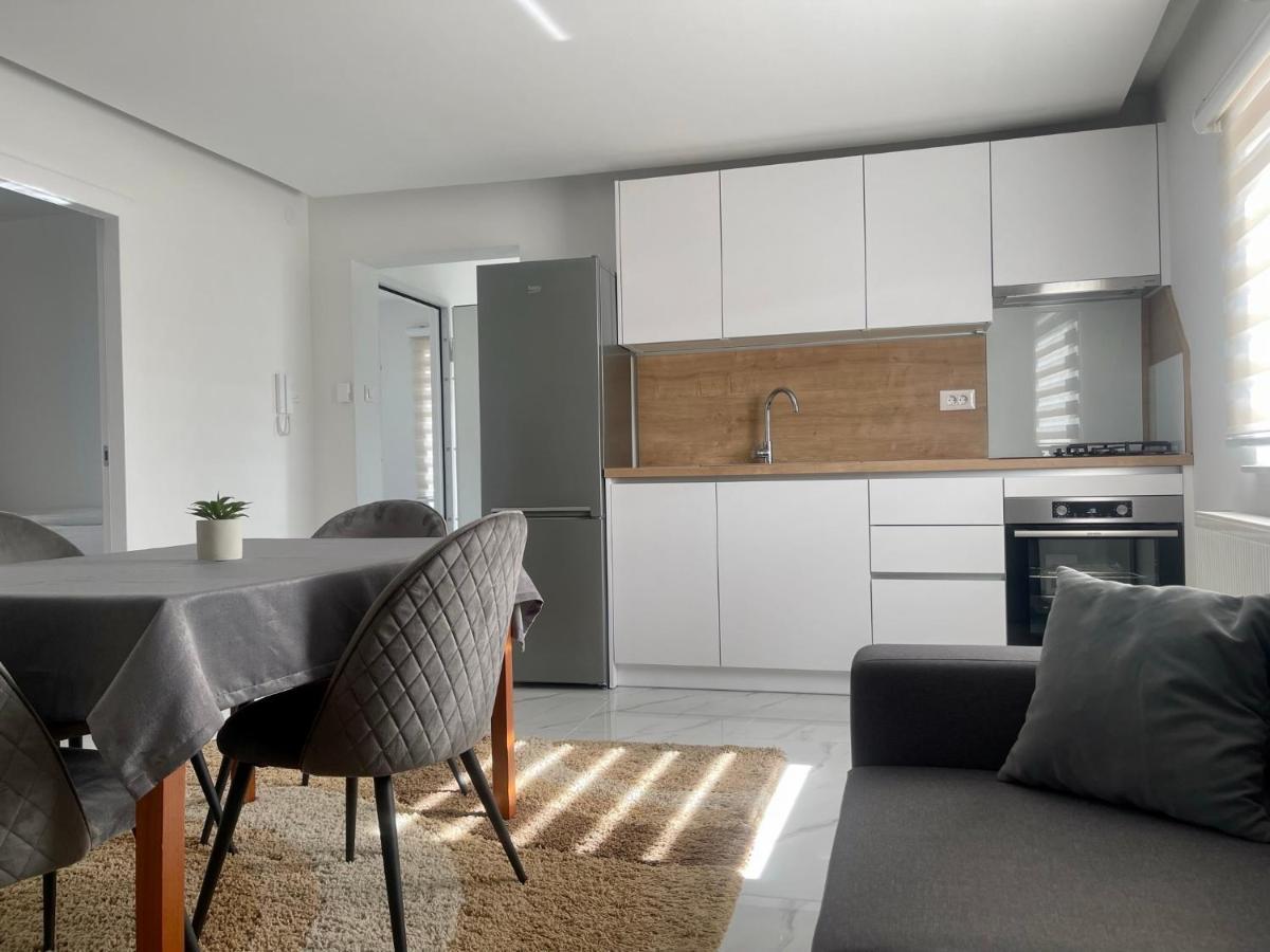 Rozi Apartments Загреб Екстер'єр фото